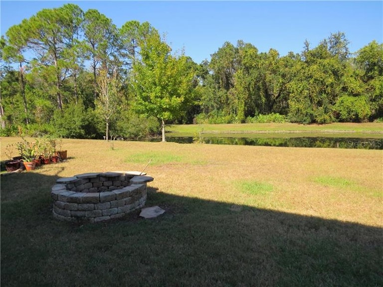 Photo 16 of 24 - 11237 Belle Haven Dr, New Port Richey, FL 34654