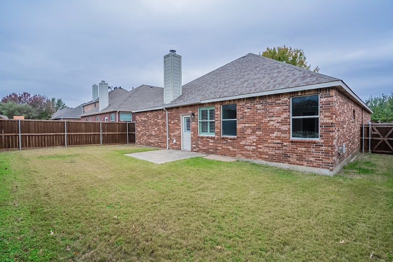 Photo 7 of 23 - 2805 Hudson Xing, McKinney, TX 75072