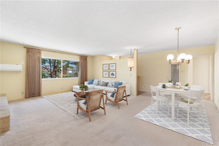Photo 5 of 36 - 1331 Gates Ave, Manhattan Beach, CA 90266