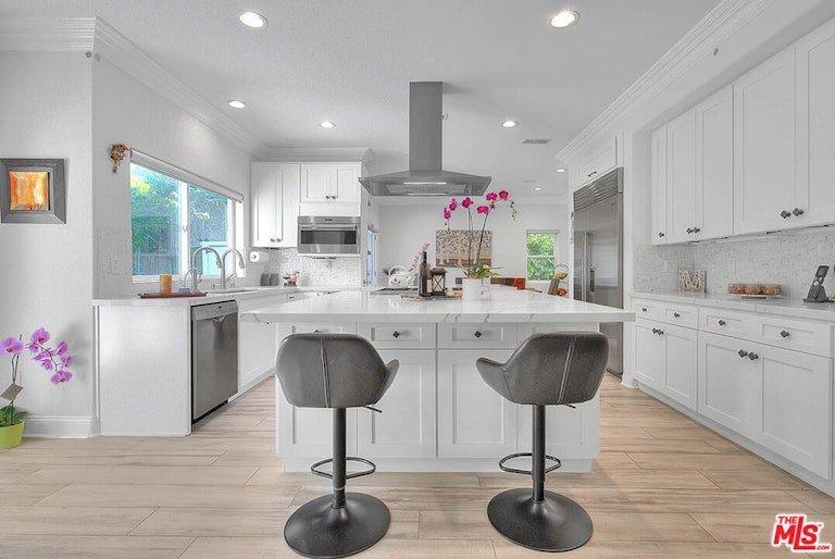 Photo 18 of 54 - 14826 Otsego St, Sherman Oaks, CA 91403