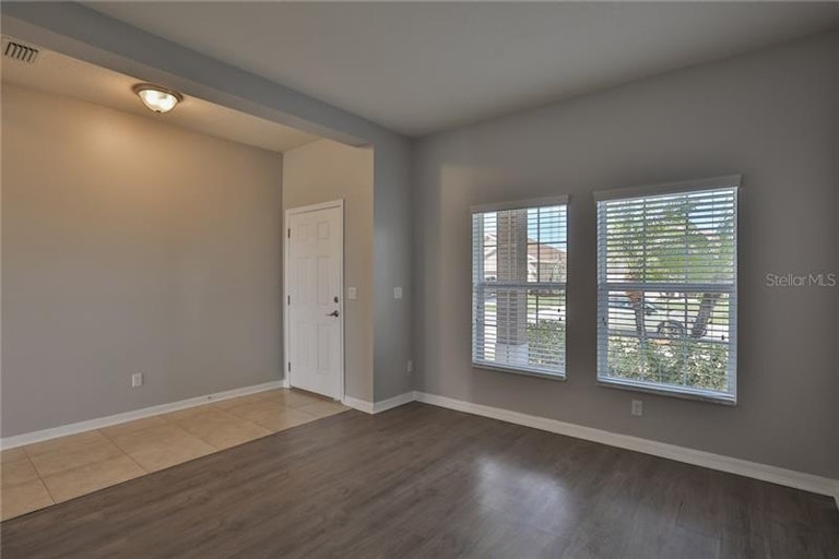 Photo 8 of 25 - 723 Parker Den Dr, Ruskin, FL 33570