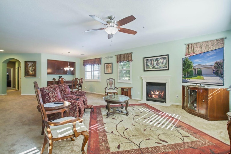 Photo 8 of 39 - 953 Fermoy Way, Galt, CA 95632