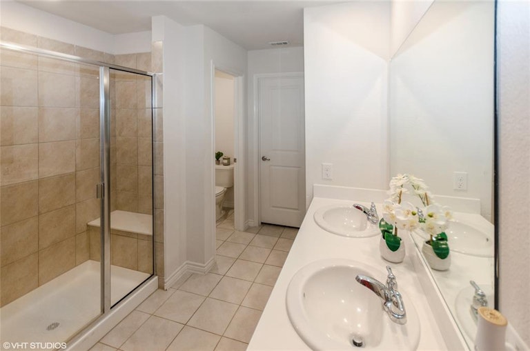 Photo 21 of 38 - 503 Range Dr, Princeton, TX 75407