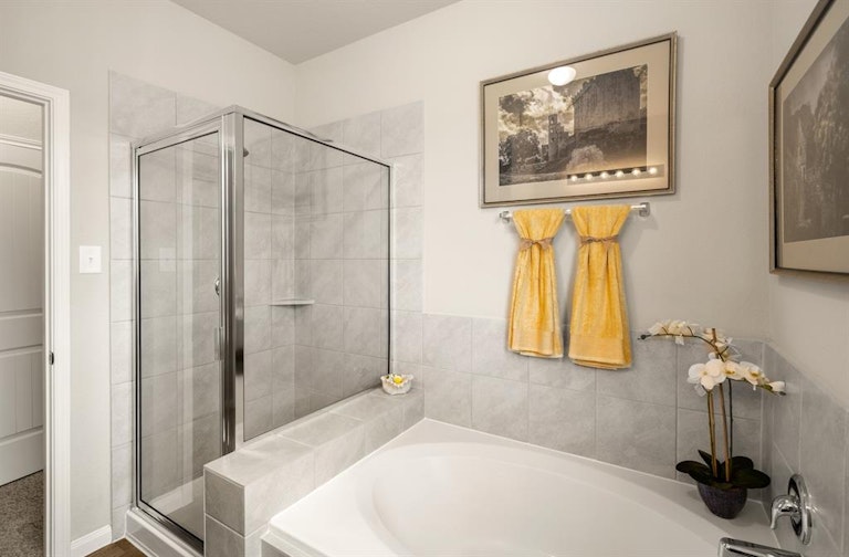 Photo 12 of 22 - 22350 Clear Castle Dr, Porter, TX 77365