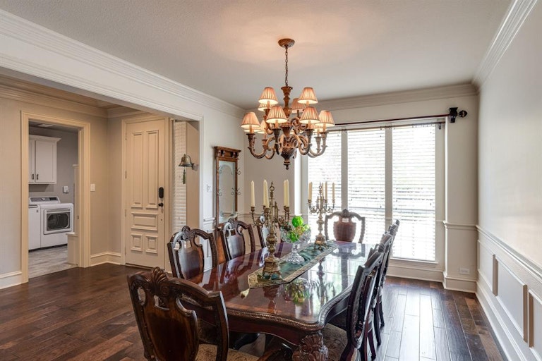 Photo 6 of 37 - 8501 Persimmon Ct, McKinney, TX 75072