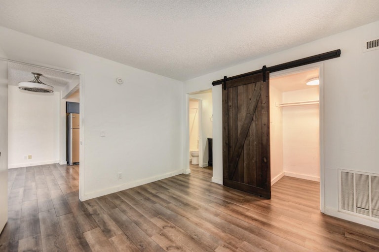 Photo 11 of 22 - 13067 Lincoln Way Unit H, Auburn, CA 95603