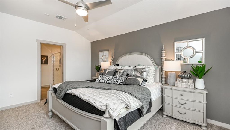 Photo 11 of 15 - 13 Desert Spring Ln, Manvel, TX 77578