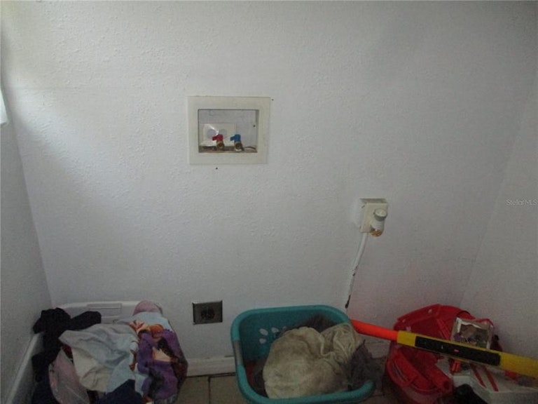 Photo 11 of 26 - 624 28th Ave S, Saint Petersburg, FL 33705