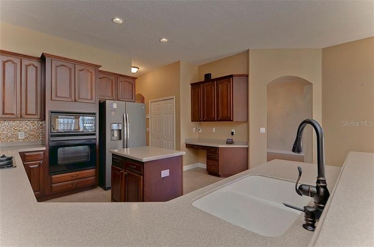 Photo 15 of 25 - 14827 Coral Berry Dr, Tampa, FL 33626