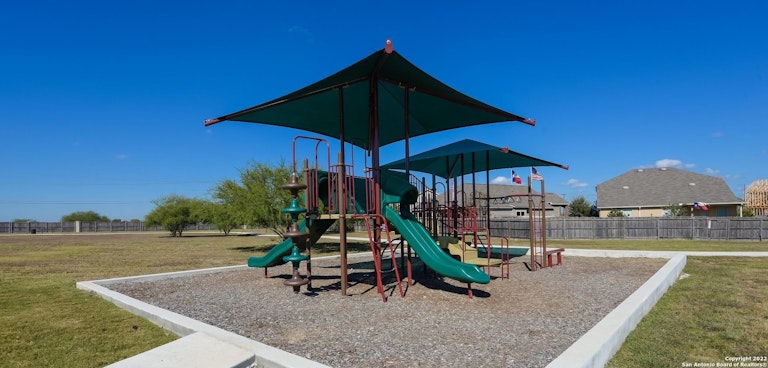 Photo 24 of 27 - 1062 Sixtree Dr, New Braunfels, TX 78130