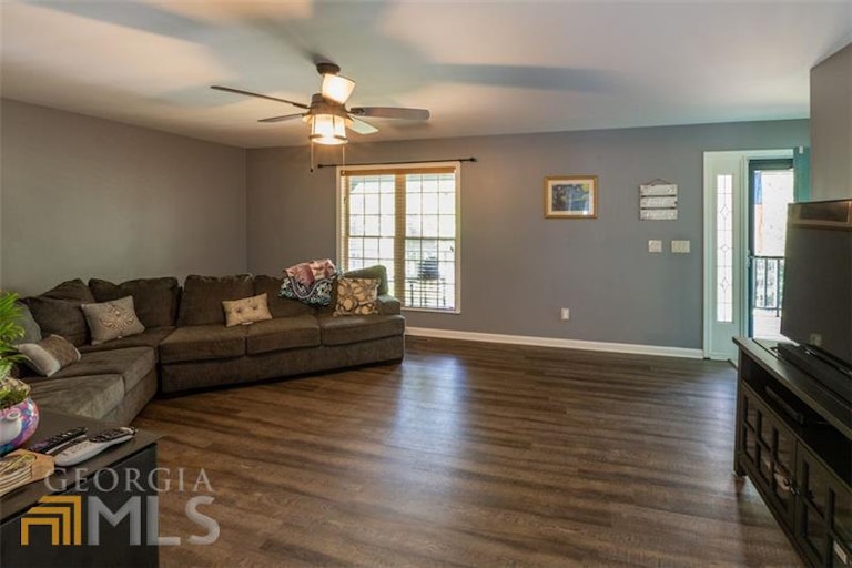 Photo 14 of 49 - 6404 Nix Rd, Dawsonville, GA 30534