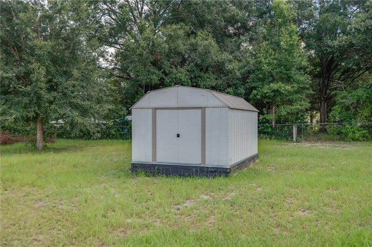 Photo 6 of 33 - 5851 Effie Dr, Apopka, FL 32712