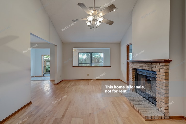 Photo 20 of 35 - 9943 Fawn Ridge Dr, Jacksonville, FL 32256