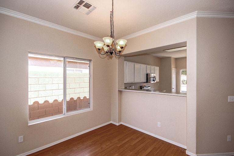 Photo 12 of 23 - 8124 E Osage Ave, Mesa, AZ 85212