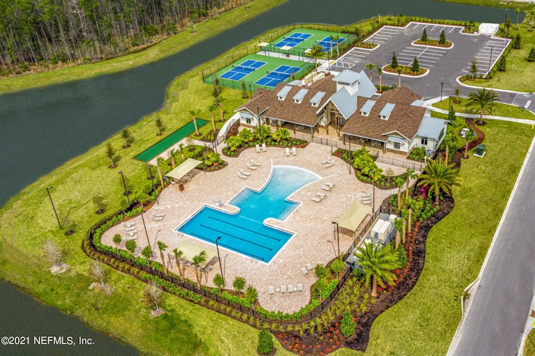Photo 35 of 37 - 143 Dove Tree Ln, Saint Augustine, FL 32095
