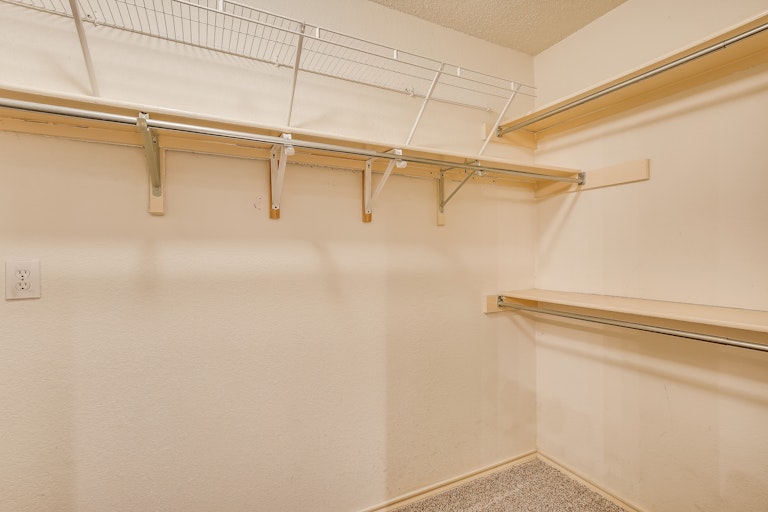Photo 18 of 29 - 720 Ridgemont Dr, Allen, TX 75002