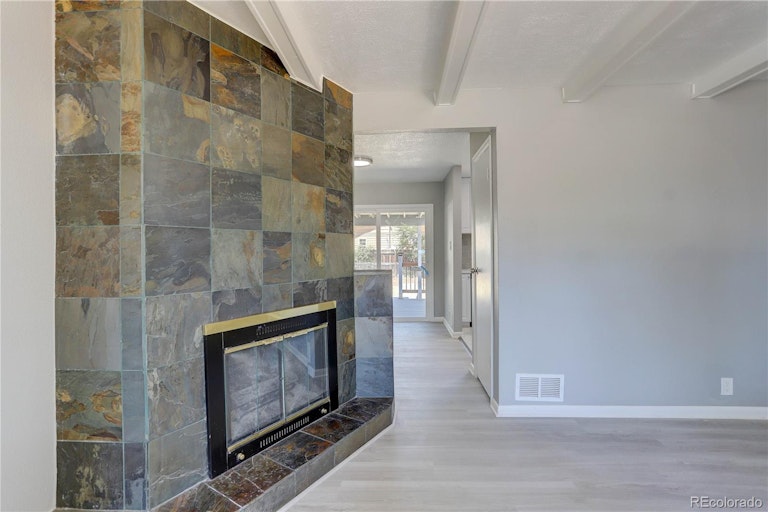 Photo 6 of 29 - 715 Lansing St, Aurora, CO 80010