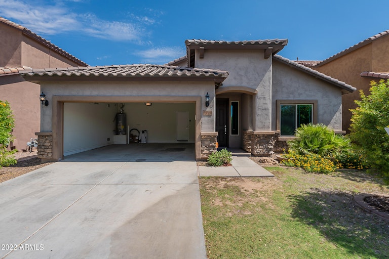 Photo 4 of 39 - 10828 W Swayback Pass, Peoria, AZ 85383