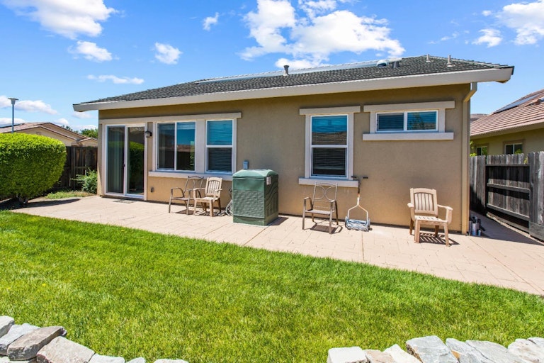 Photo 21 of 26 - 300 Dry Creek Rd, Folsom, CA 95630