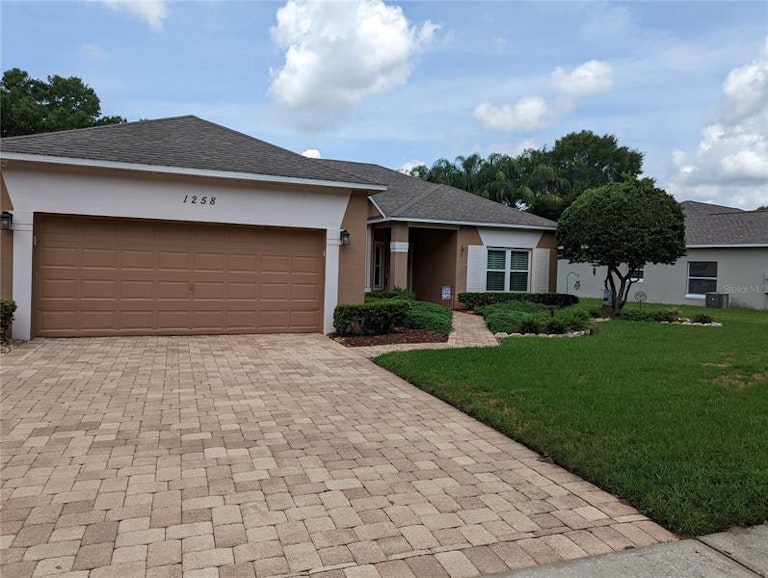 Photo 1 of 12 - 1258 Stoneywood Way, Apopka, FL 32712
