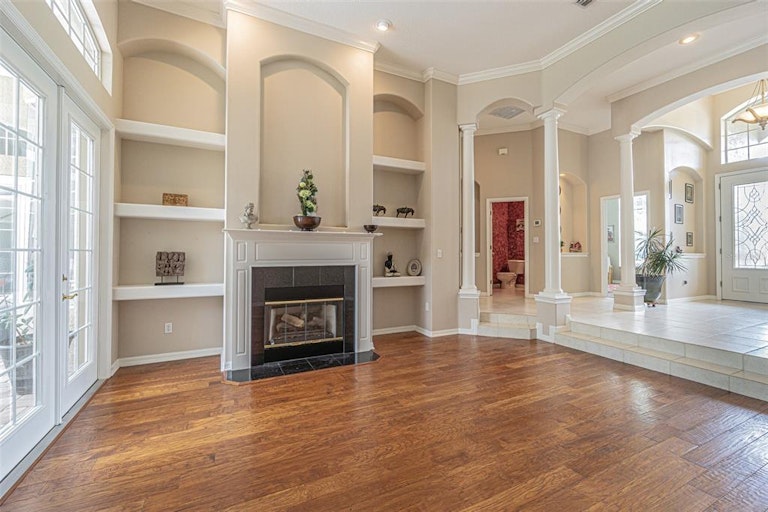 Photo 4 of 36 - 1462 Kensington Woods Dr, Lutz, FL 33549