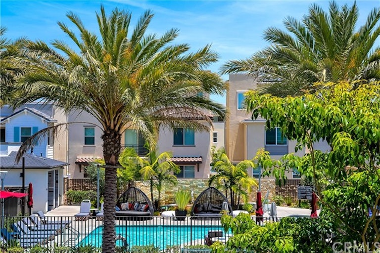 Photo 39 of 48 - 565 S Motif St, Anaheim, CA 92805
