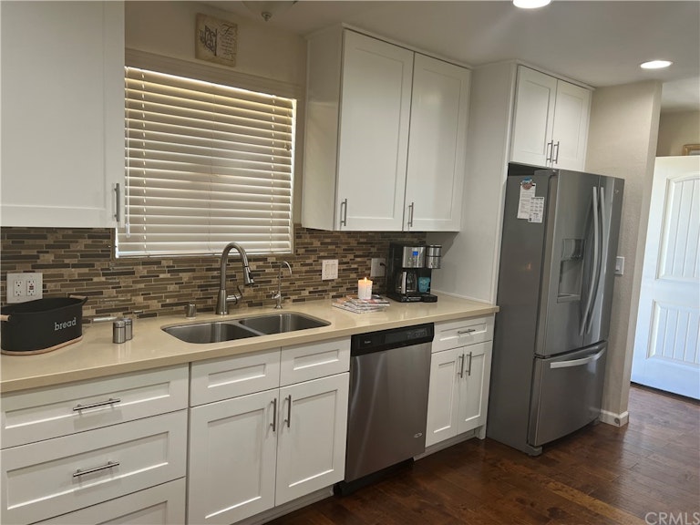 Photo 6 of 36 - 1444 W Lory Ave, Anaheim, CA 92802