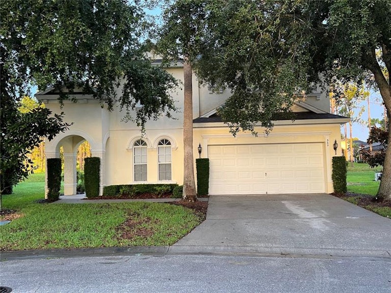 Photo 1 of 43 - 360 Tupelo Cir, Davenport, FL 33897