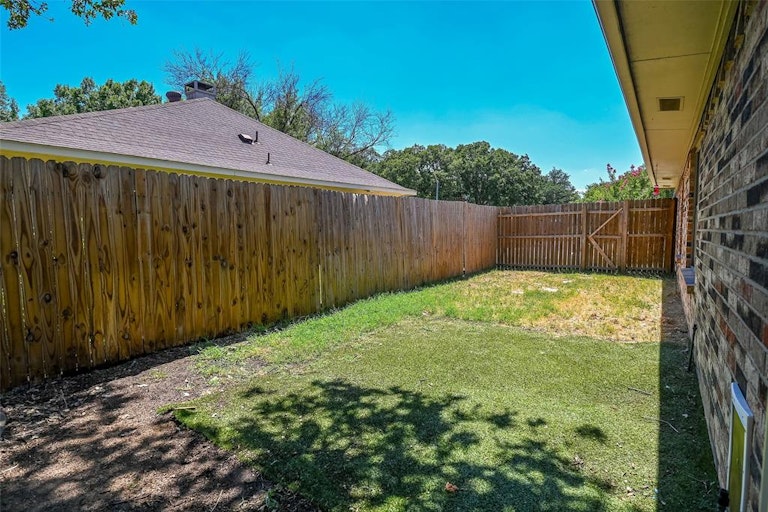Photo 38 of 39 - 132 Heather Glen Dr, Coppell, TX 75019