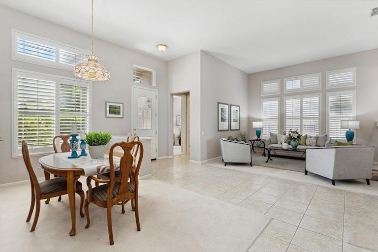 Photo 14 of 47 - 3970 Coldwater Dr, Rocklin, CA 95765