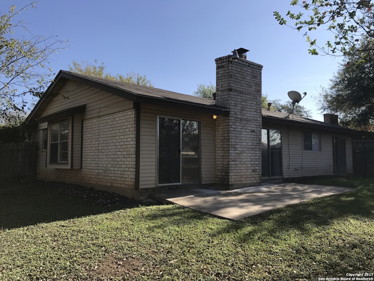 Photo 16 of 17 - 14227 Ridge Meadow Dr, San Antonio, TX 78233