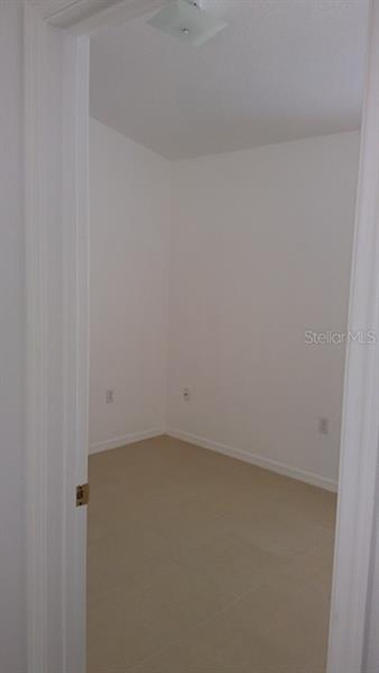 Photo 6 of 14 - 1717 Sage Creek Ct, Orlando, FL 32824