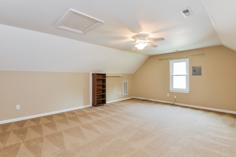 Photo 13 of 25 - 4709 Plum Blossum Dr, Knightdale, NC 27545