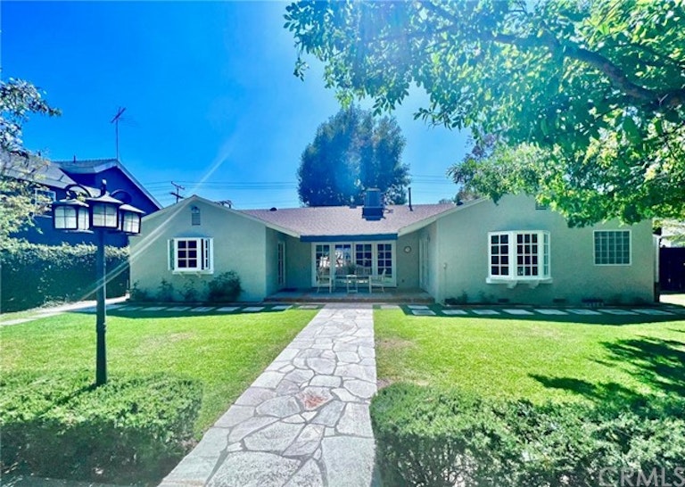 Photo 25 of 35 - 6726 La Presa Dr, San Gabriel, CA 91775