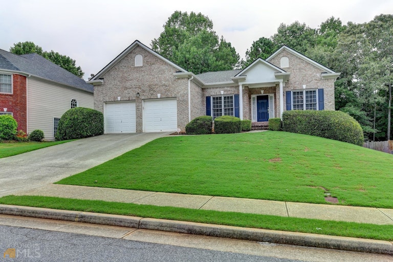 Photo 1 of 56 - 725 Gran Heritage Way, Dacula, GA 30019