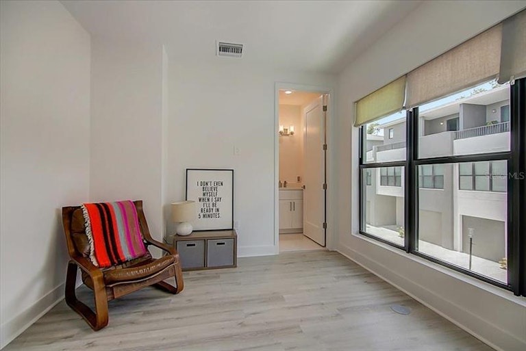 Photo 24 of 42 - 8723 Palm Ranches Pl, Tampa, FL 33614