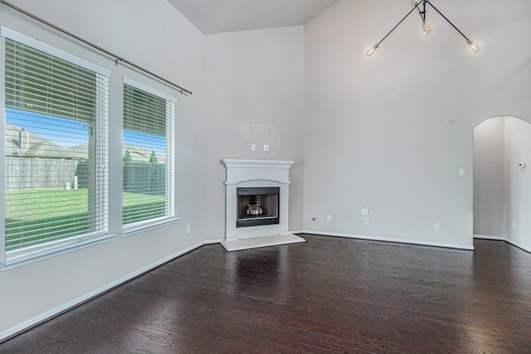 Photo 11 of 18 - 11531 Slick Rock Dr, Richmond, TX 77406
