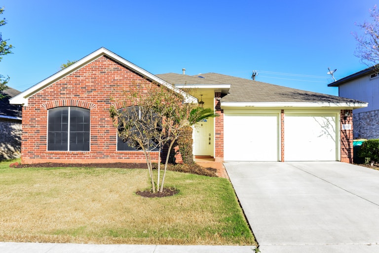 Photo 1 of 27 - 7523 Autumn Ledge, Converse, TX 78109