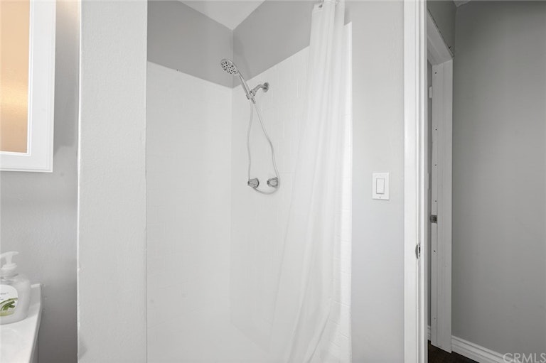 Photo 21 of 38 - 8071 San Hacienda Cir, Buena Park, CA 90620