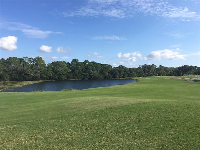 Photo 2 of 8 - 8755 Olde Hickory Ave #7309, Sarasota, FL 34238