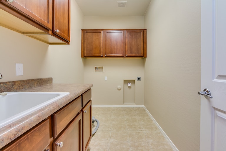 Photo 32 of 37 - 19450 W Washington St, Buckeye, AZ 85326