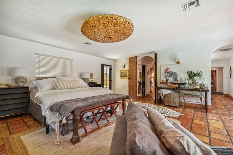 Photo 36 of 59 - 2101 River Ridge Dr, Sarasota, FL 34239