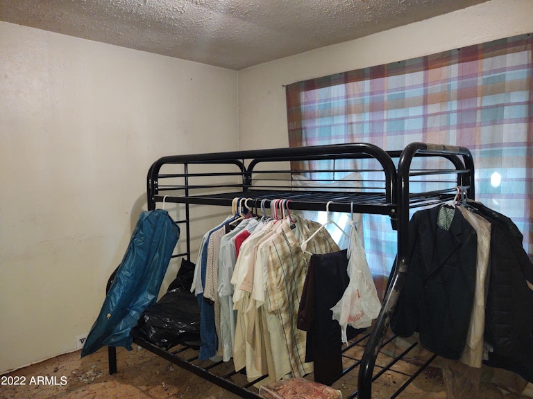 Photo 10 of 20 - 3811 S 9th St, Phoenix, AZ 85040
