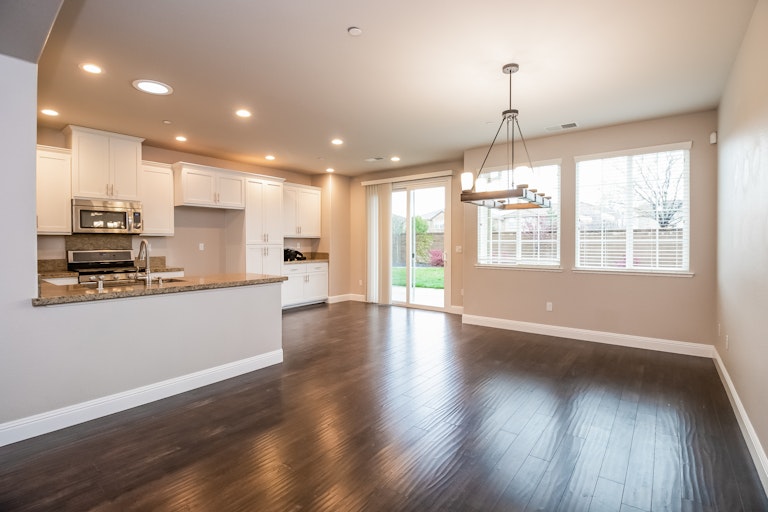 Photo 3 of 25 - 2768 Poppintree Ln, Lincoln, CA 95648
