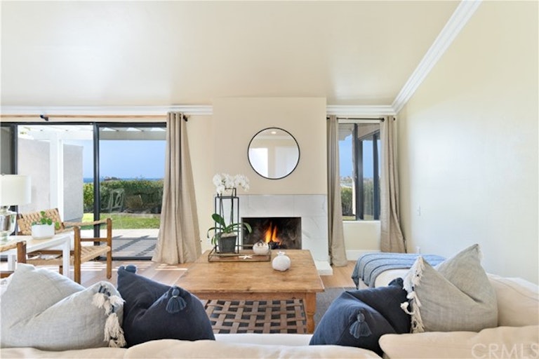Photo 4 of 15 - 22812 Dominita Rd, Laguna Niguel, CA 92677