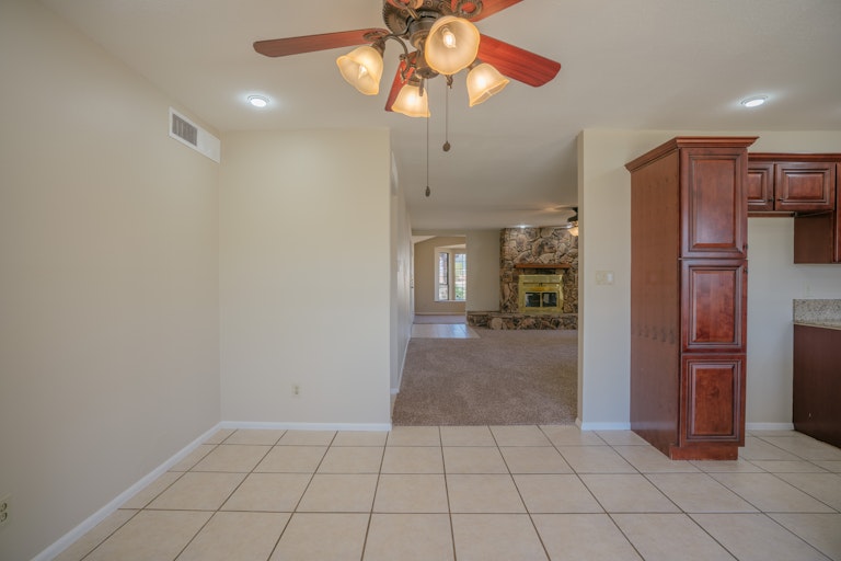 Photo 5 of 25 - 13211 N 28th St, Phoenix, AZ 85032