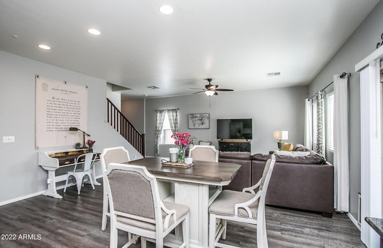 Photo 5 of 24 - 12946 N 88th Dr, Peoria, AZ 85381