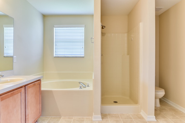 Photo 17 of 29 - 15169 Moultrie Pointe Rd, Orlando, FL 32828