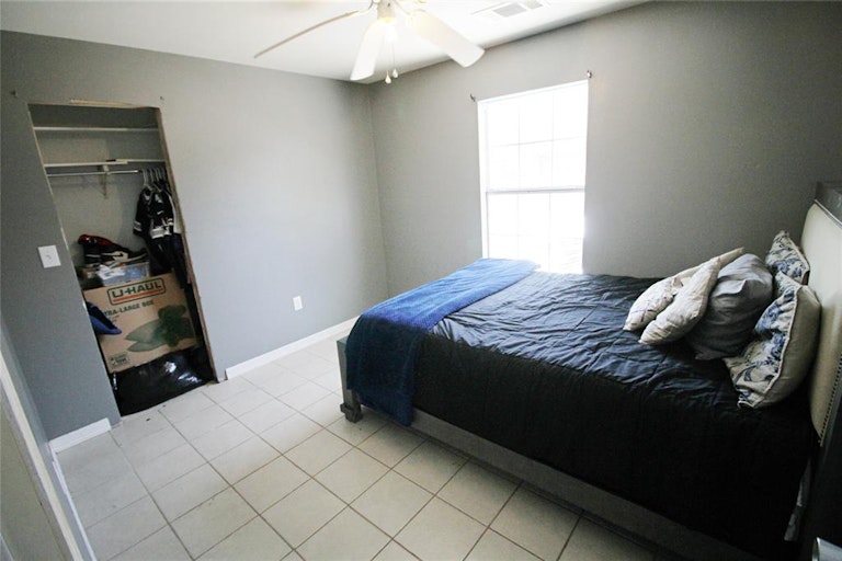 Photo 23 of 39 - 6539 Greenspan Ave, Dallas, TX 75232