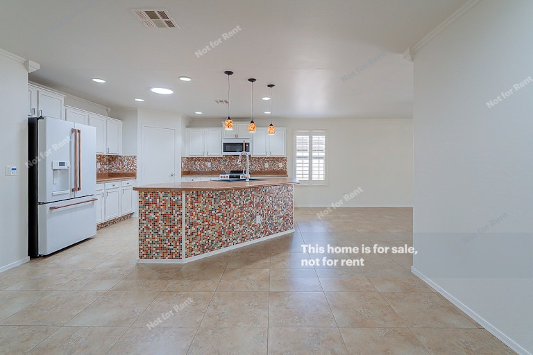 Photo 15 of 26 - 7998 W Pleasant Oak Way, Florence, AZ 85132